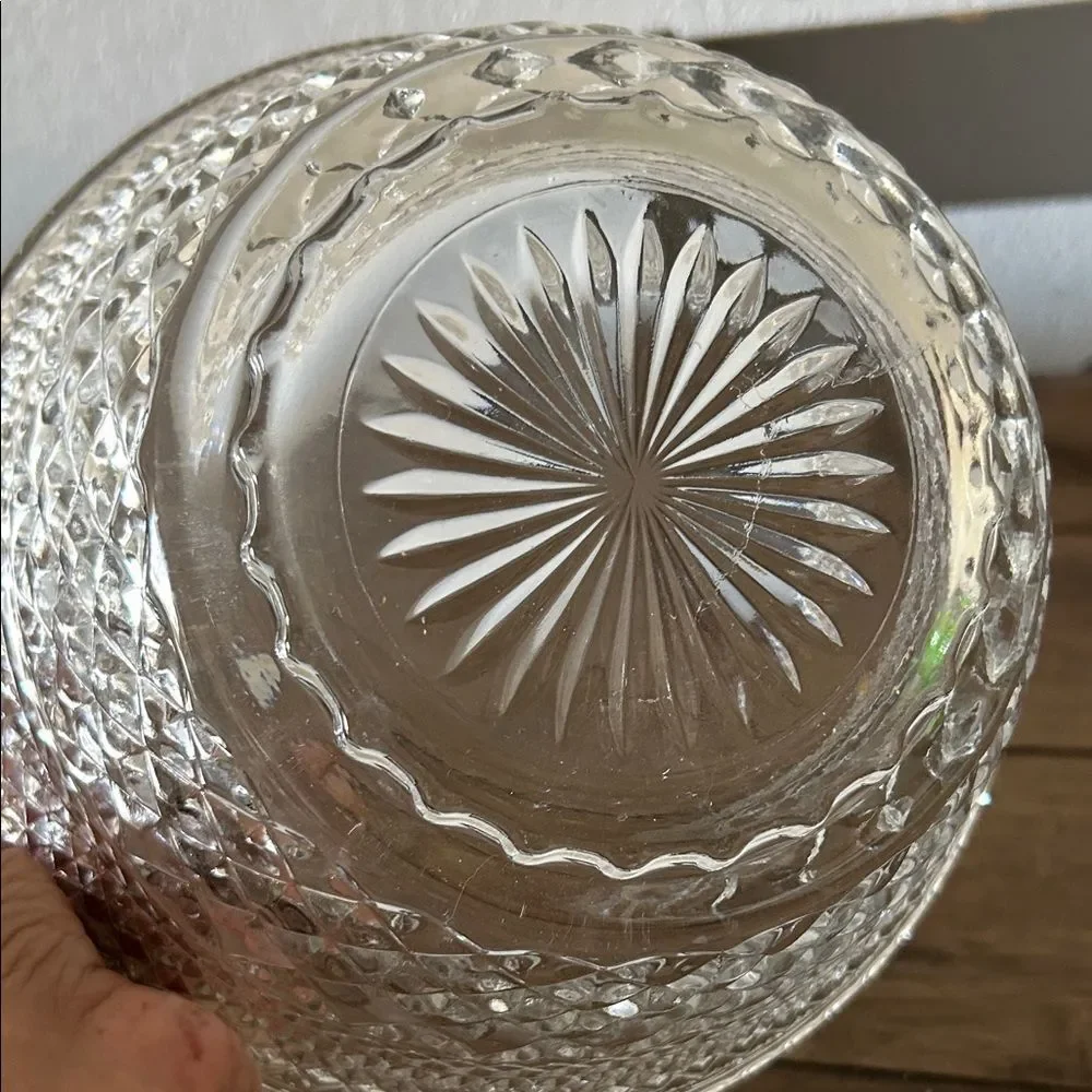 Vintage Clear Pressed Glass Mixing/Serving Bowl – Diamond Point Pattern